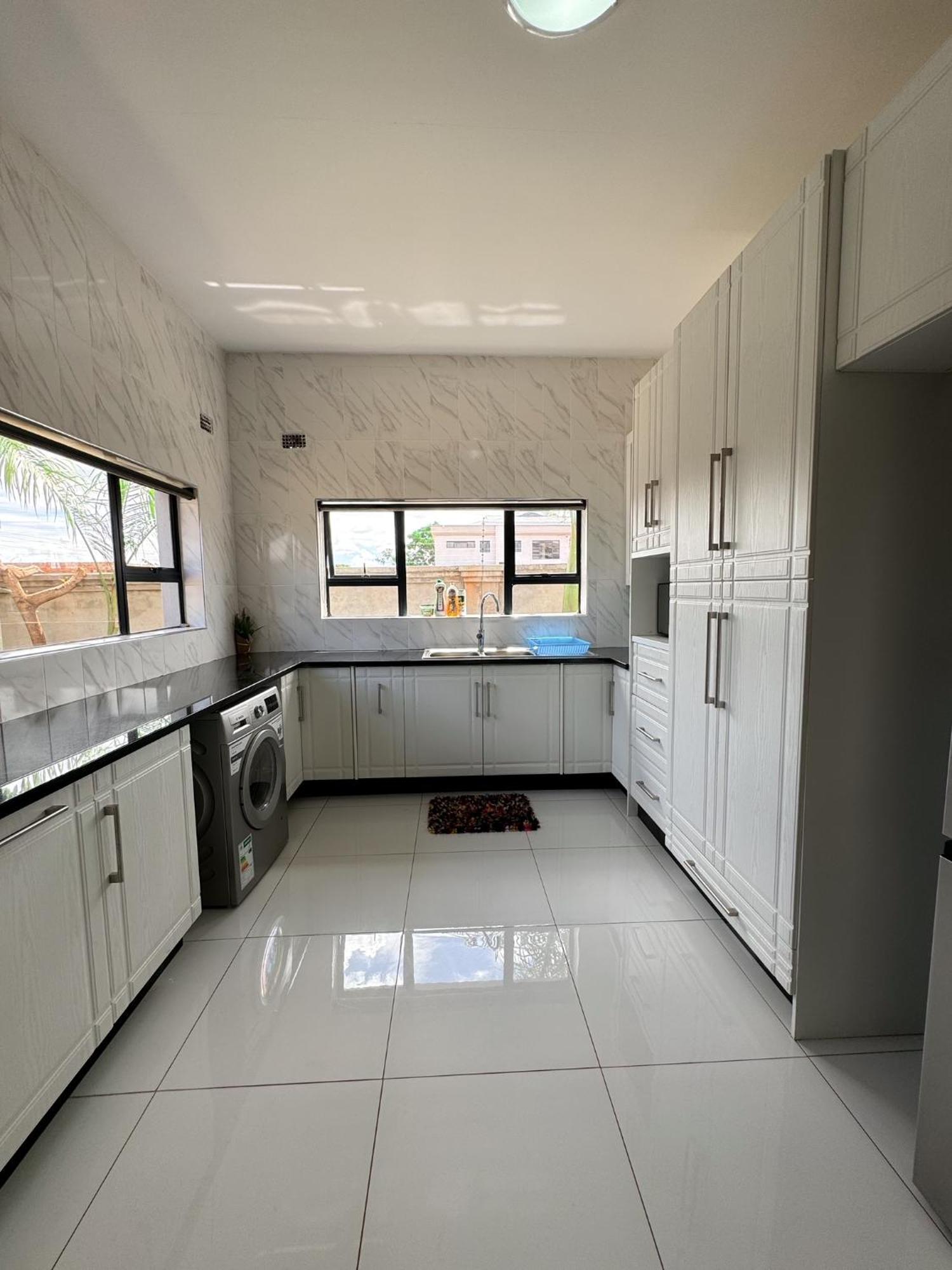 Holiday Villa Хараре Екстериор снимка