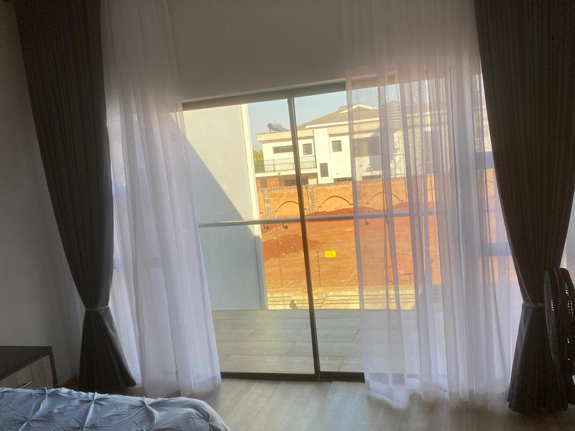 Holiday Villa Хараре Екстериор снимка